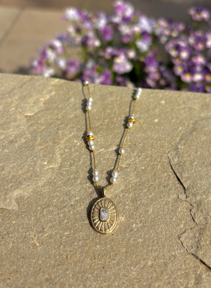 The Baby Ubud Necklace ↠ Pearl &amp; Astral