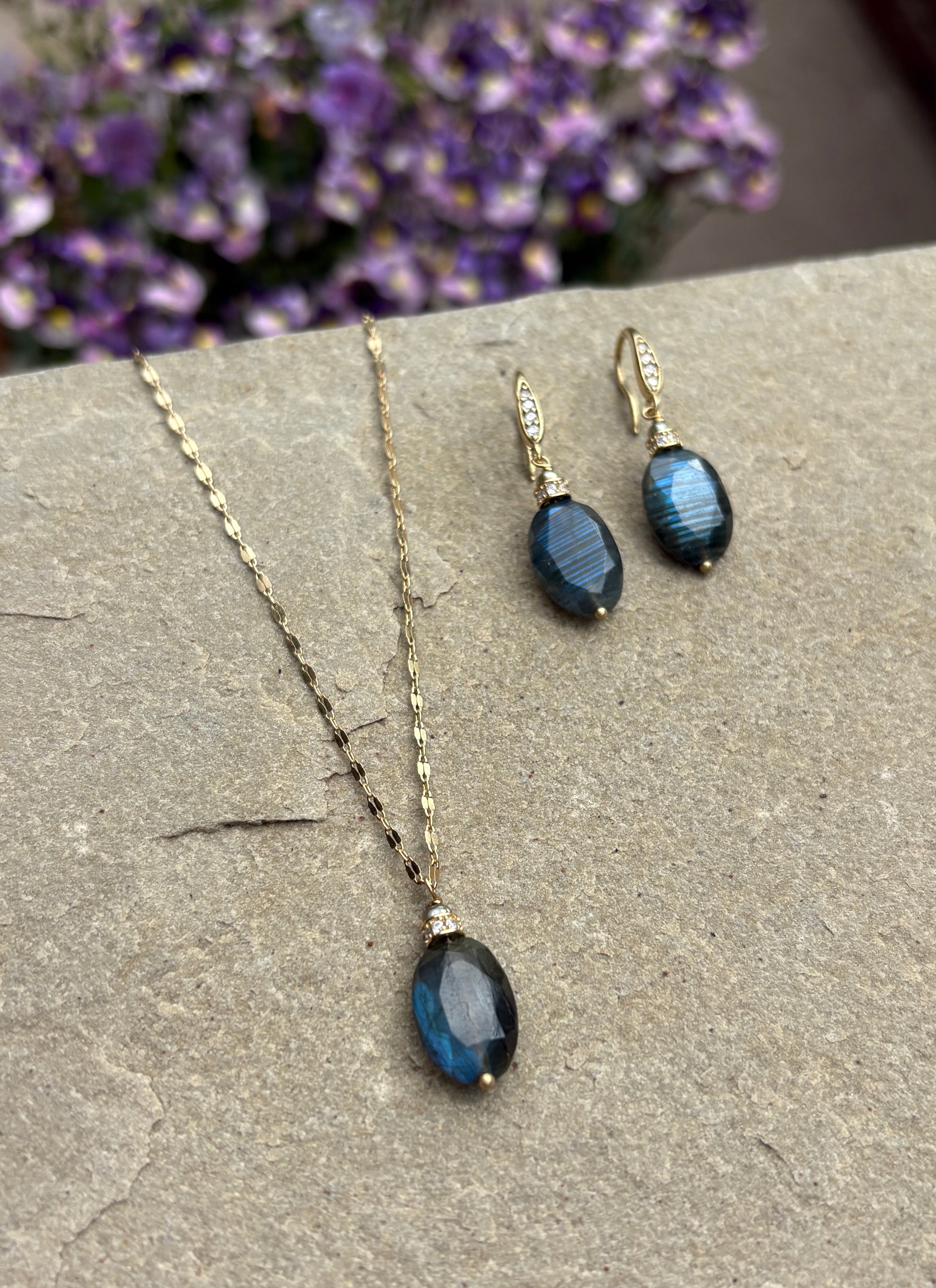 The Elixir Earrings ↠ Labradorite