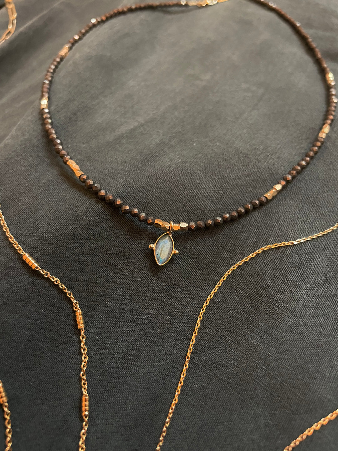 gigi choker hanka in pyrite and labradorite