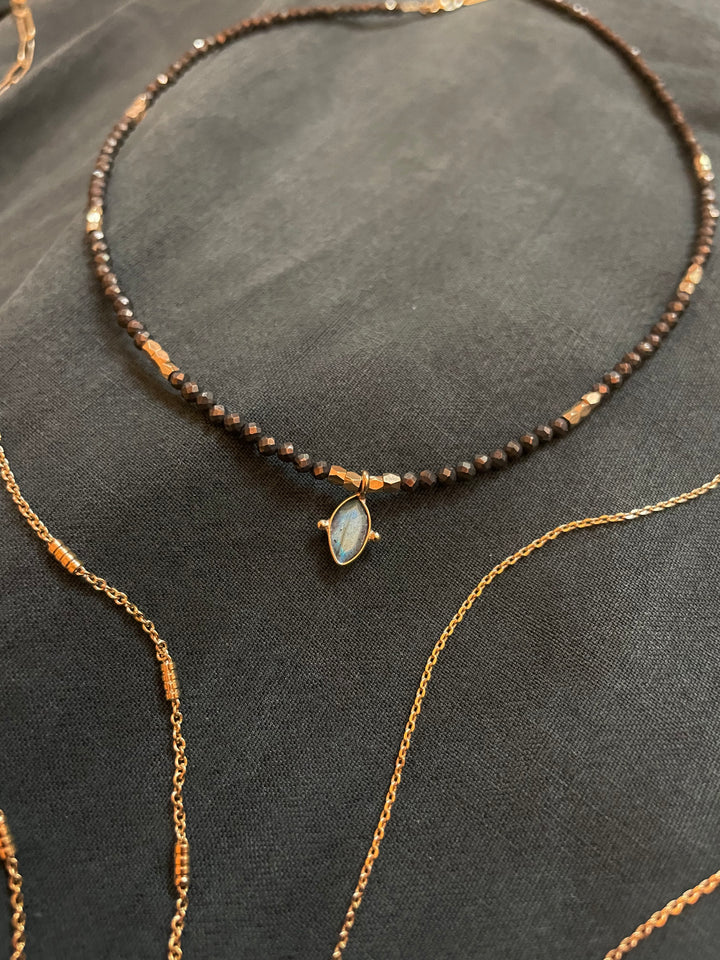 gigi choker hanka in pyrite and labradorite