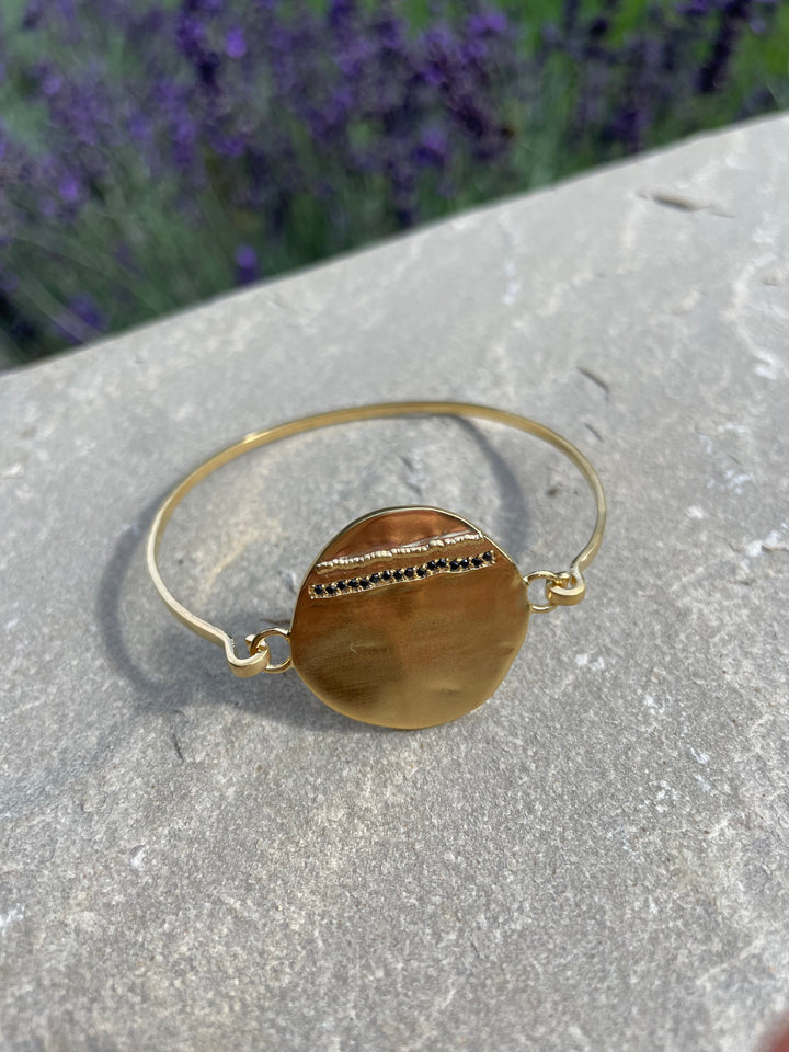 louise hendricks jewellery janis bangle in black gold plated bangle with black onyx stones