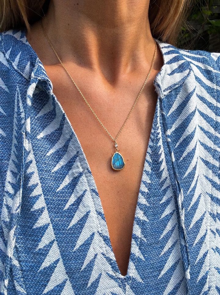 The Kara Necklace ↠ Labradorite