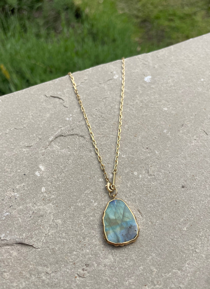 The Kurt Necklace ↠ Labradorite