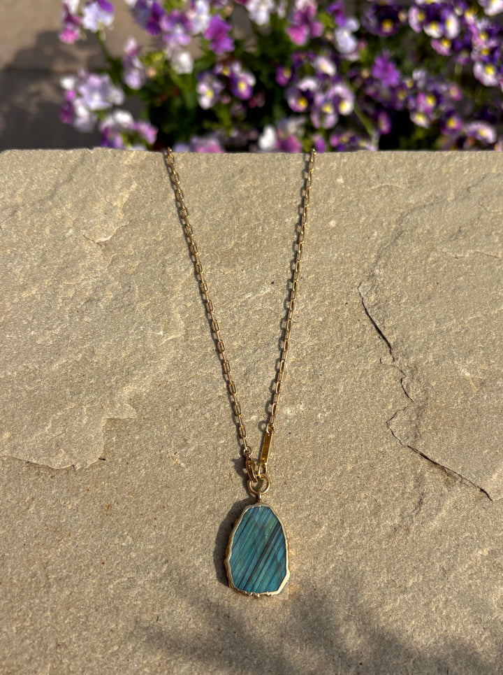 The Kurt Necklace ↠ Labradorite