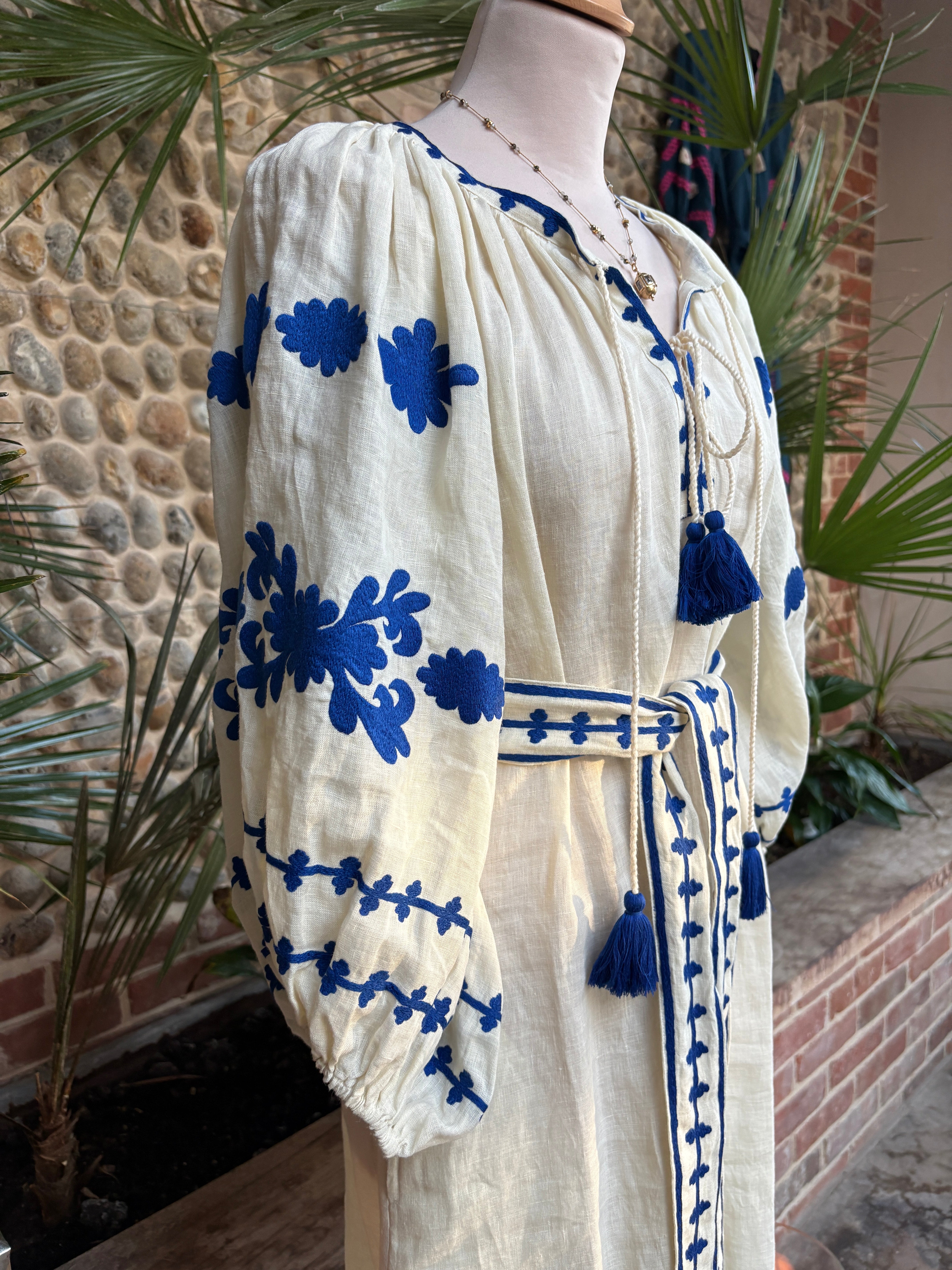 The Los Cabos Dress ↠ Ecru & Royal Blue