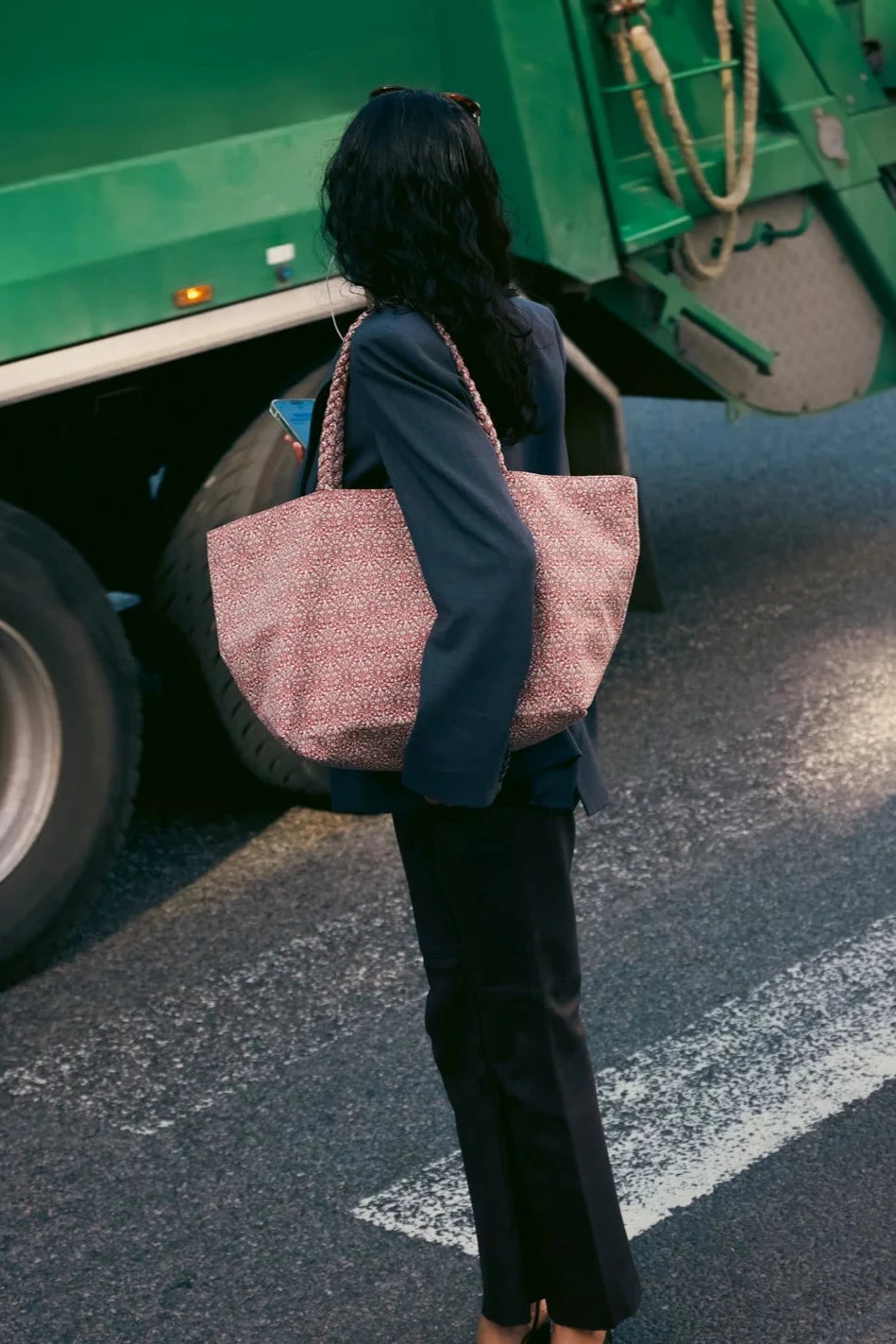 The Liberty Shopper (2 colours)