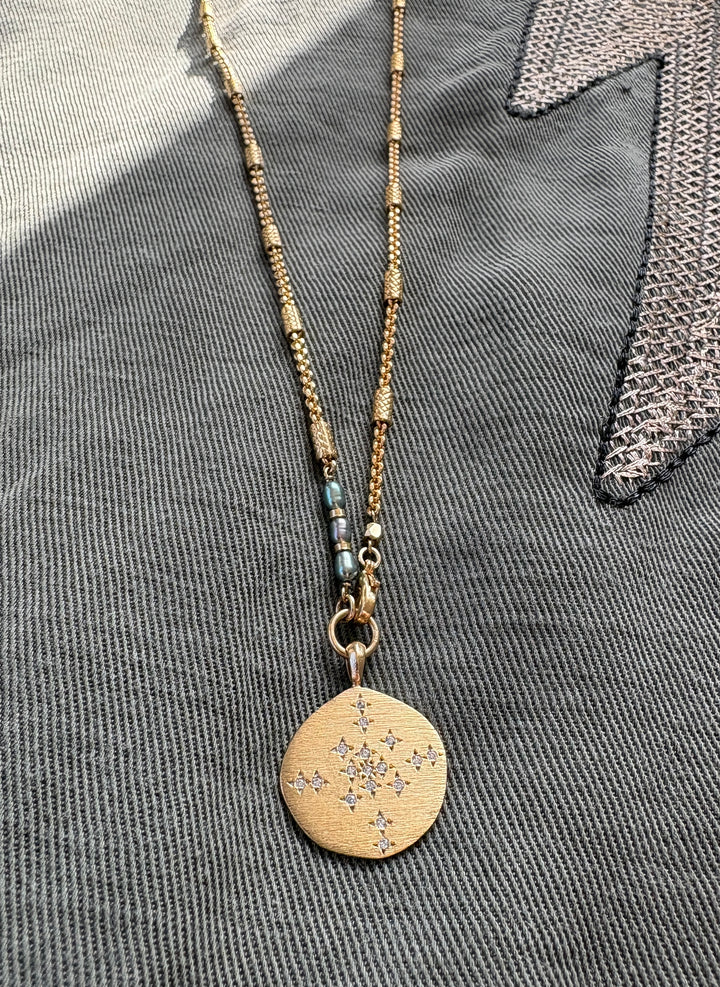 The Melchoir Necklace ↠ Blue pearl